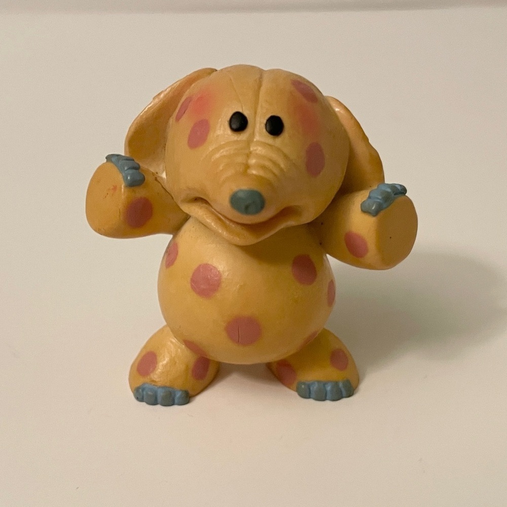 Vtg 2000 Playing Mantis Rudolph Misfit Toys Spotted Elephant Cream Colour Toy